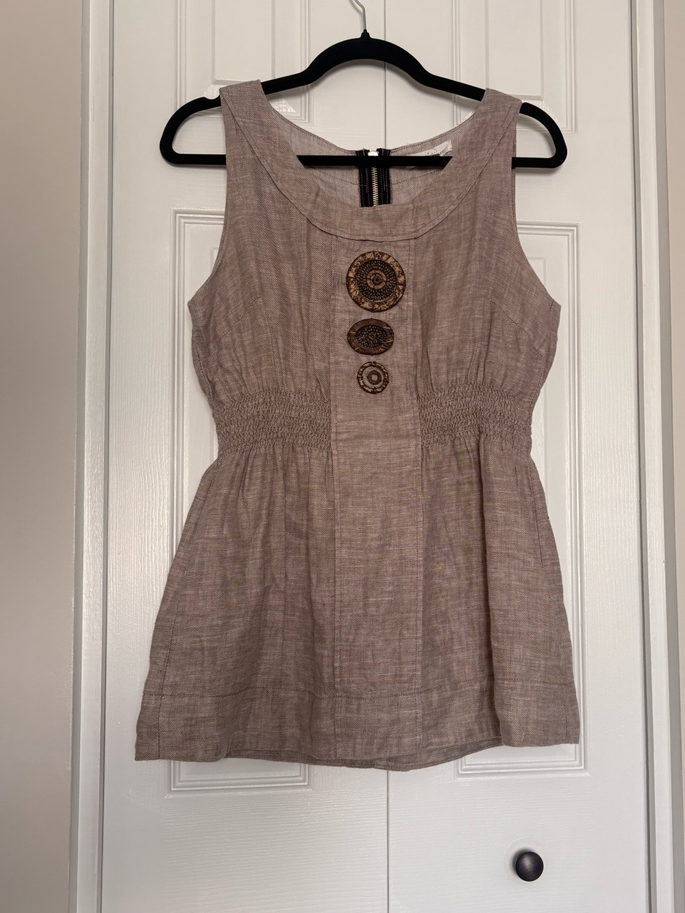 Kensie Taupe 100% Linen Sleeveless Peplum Top